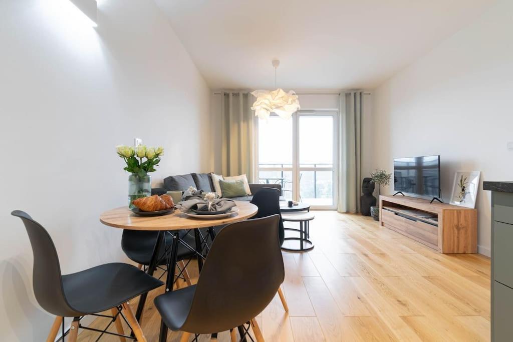 Olive Tree Apartment - Klimatyzacja - Air Conditioning-Self-Check-In Katowice Exterior foto