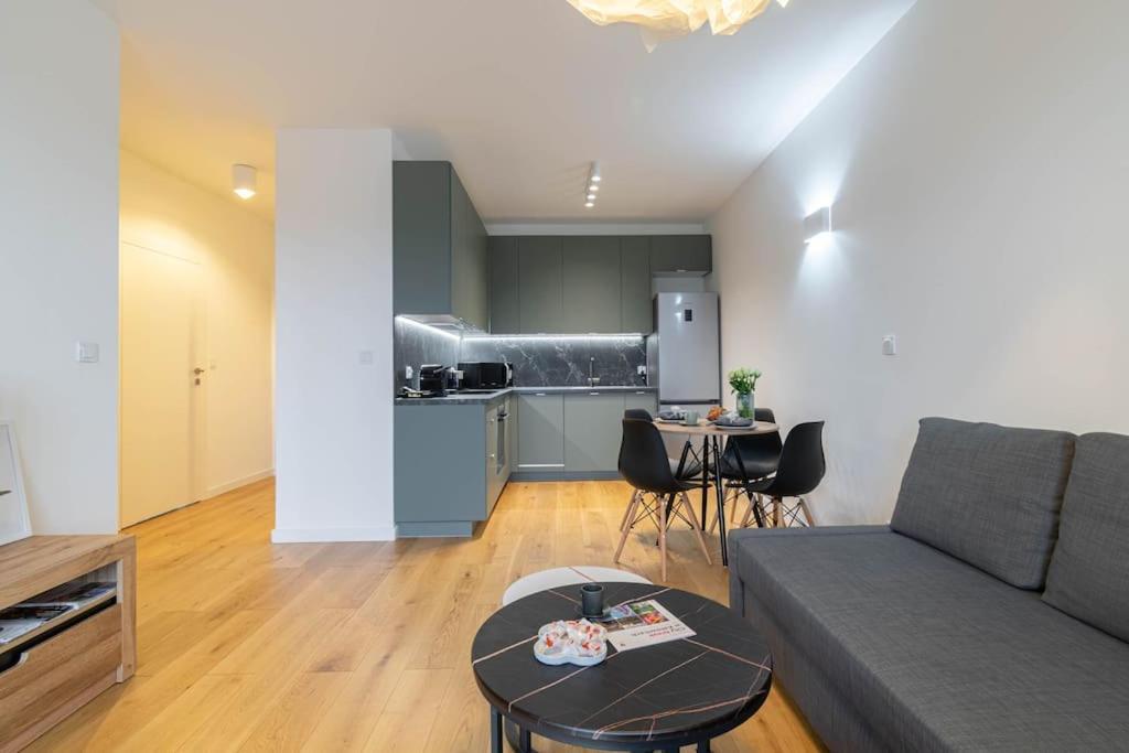 Olive Tree Apartment - Klimatyzacja - Air Conditioning-Self-Check-In Katowice Exterior foto